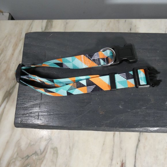 HOST PICK! NWT Nylon collar bright and colorful  M- 13-21" - Picture 7 of 7